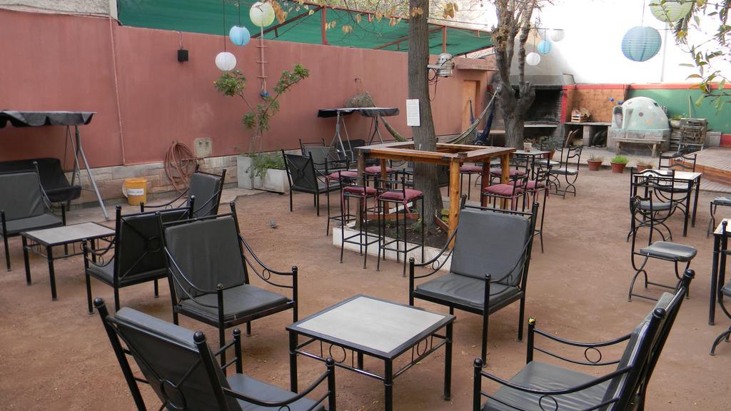 Punto Urbano Hostel Mendoza Bagian luar foto
