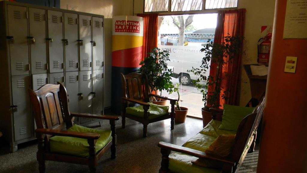 Punto Urbano Hostel Mendoza Bagian luar foto