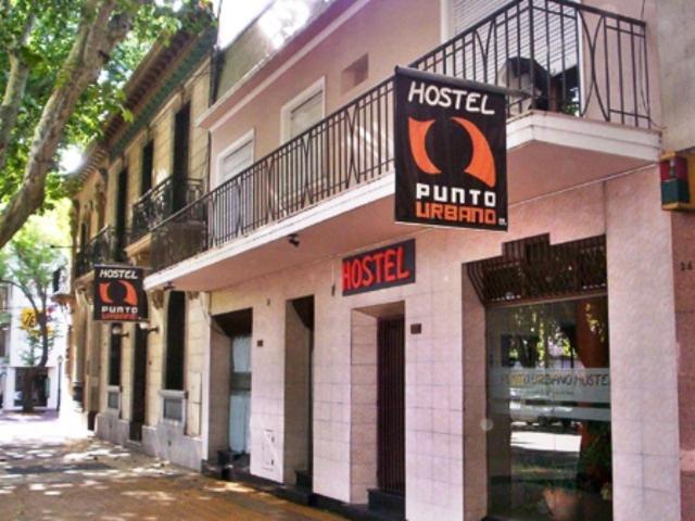 Punto Urbano Hostel Mendoza Bagian luar foto